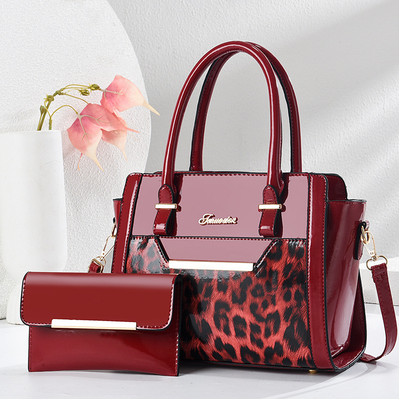 Ladies' Shiny Leather Design S - Interior Design Simple 评论和价格