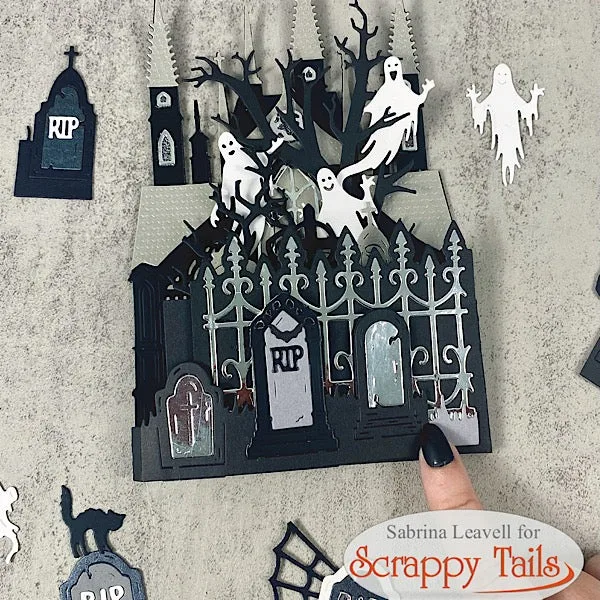 Gargoyle Wall Halloween Metal  - Interior Design Paper 评论和价格